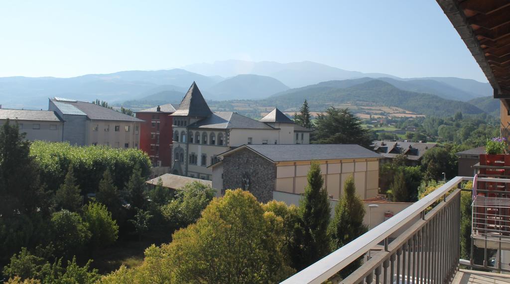 Ap-Art Διαμέρισμα Σέου δ' Ουρζέλ Εξωτερικό φωτογραφία